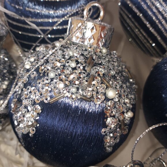Lux Christmas balls - blue satin   *** - Picture 6 of 13
